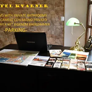 Kvarner- With Private Bathrooms Auberge de jeunesse