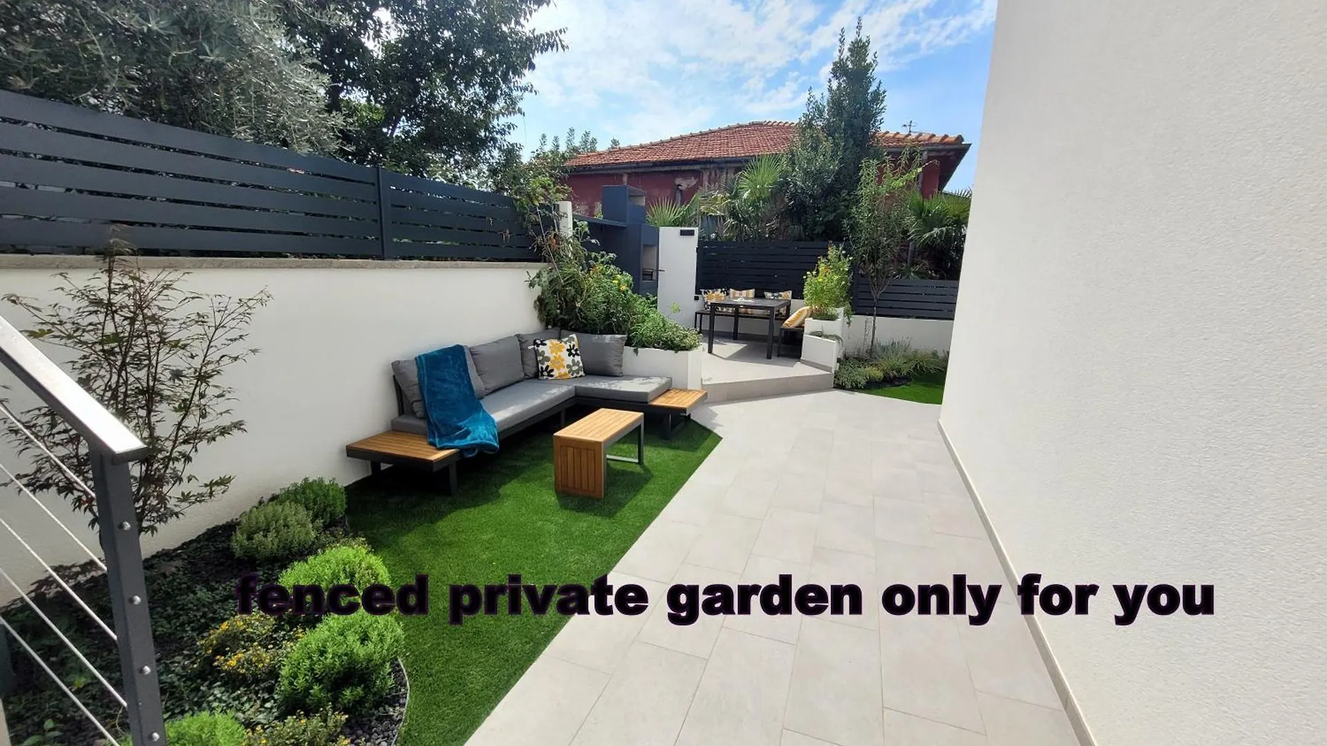 아파트 Private Fenced Garden With Bbq Area Only Minutes From The Beach - Urban Secret Kantrida 리예카
